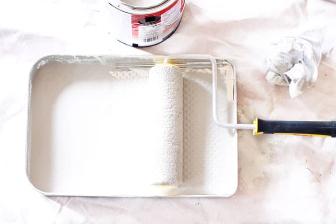 Beginner's Guide to Painting Walls, DIY Paint, DIY Paint Project, Paint Roller, Rolling on Paint